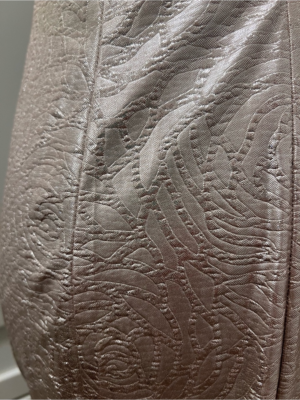 GUESS Metallic Bodycon Jacquard Cutout Sheath Dress Rose Gold Blush Party M - Picture 12 of 16